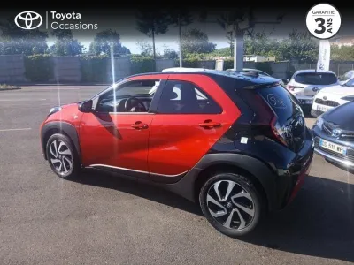TOYOTA Aygo X 1.0 VVT-i 72ch Design occasion 2024 - Photo 2