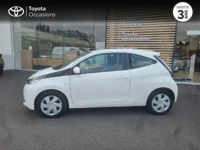 TOYOTA Aygo 1.0 VVT-i 72ch x-play 3p occasion 2018 - Photo 3