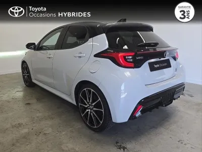 TOYOTA Yaris 116h GR Sport 5p MY22 occasion 2024 - Photo 2