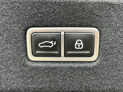 HYUNDAI Ioniq 6 77 kWh - 229ch Creative occasion 2024 - Photo 3