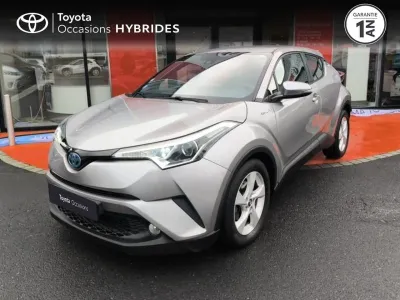 TOYOTA C-HR 122h Dynamic 2WD E-CVT RC18 occasion 2018 - Photo 1
