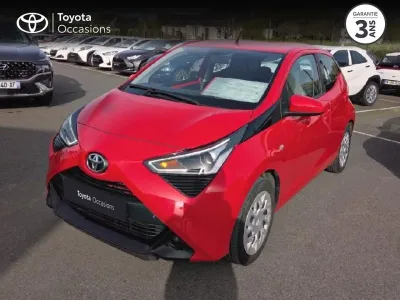 TOYOTA Aygo 1.0 VVT-i 72ch x-play 5p MY21 occasion 2022 - Photo 1