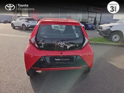 TOYOTA Aygo 1.0 VVT-i 72ch x-play 5p MY21 occasion 2022 - Photo 4
