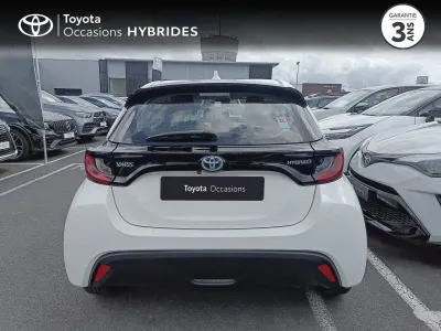 TOYOTA Yaris 116h Dynamic 5p MY21 occasion 2022 - Photo 4