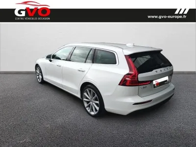 VOLVO V60 D3 150ch AdBlue Momentum Geartronic occasion 2020 - Photo 2