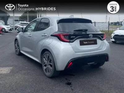 TOYOTA Yaris 116h Iconic 5p occasion 2020 - Photo 2