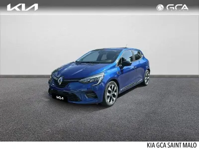 RENAULT Clio 1.6 E-Tech hybride 140ch Limited -21N occasion 2022 - Photo 1