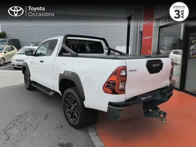 TOYOTA Hilux 2.8 D-4D X-Tra Cabine Invincible 4WD RC23 occasion 2022 - Photo 2
