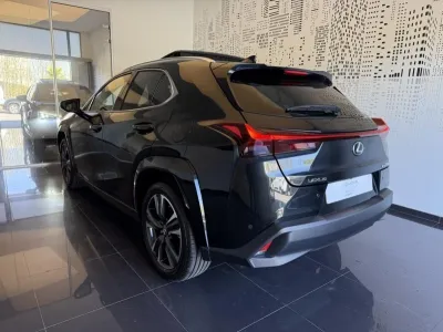 LEXUS UX 250h Executive 2WD occasion 2025 - Photo 2