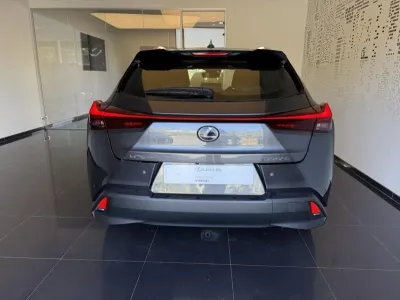 LEXUS UX 250h Pack 2WD occasion 2024 - Photo 2