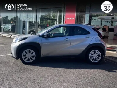 TOYOTA Aygo X 1.0 VVT-i 72ch Dynamic occasion 2022 - Photo 3