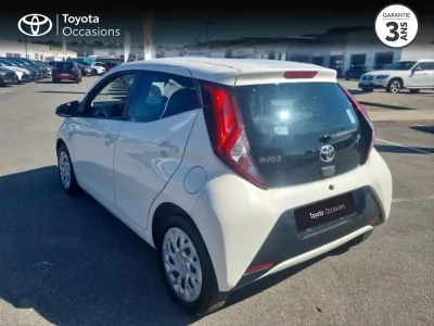 TOYOTA Aygo 1.0 VVT-i 72ch x-play x-app 5p MC18 occasion 2019 - Photo 2