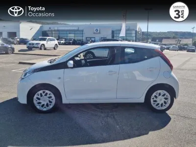 TOYOTA Aygo 1.0 VVT-i 72ch x-play x-app 5p MC18 occasion 2019 - Photo 3