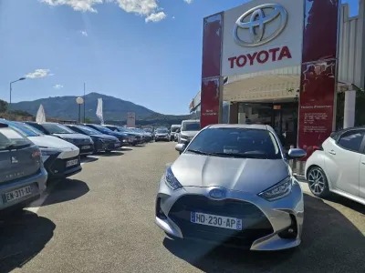 TOYOTA Yaris 116h Design 5p MY25 occasion 2025 - Photo 1