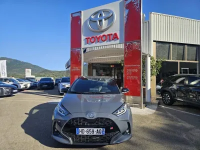 TOYOTA Yaris 130h GR Sport 5p MY25 occasion 2025 - Photo 1