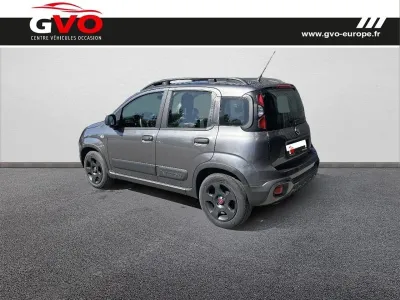 FIAT Panda 1.2 8v 69ch S&S City Cross Waze Euro6D occasion 2018 - Photo 2