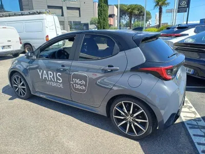 TOYOTA Yaris 130h GR Sport 5p MY25 occasion 2025 - Photo 4