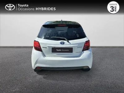 TOYOTA Yaris HSD 100h Collection 5p occasion 2016 - Photo 4