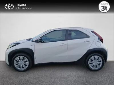 TOYOTA Aygo X 1.0 VVT-i 72ch Dynamic occasion 2022 - Photo 3