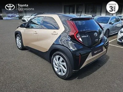 TOYOTA Aygo X 1.0 VVT-i 72ch Design occasion 2022 - Photo 2