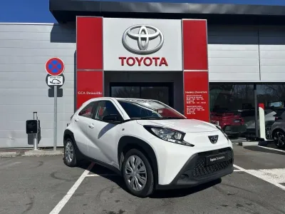 TOYOTA Aygo X 1.0 VVT-i 72ch Dynamic occasion 2022 - Photo 3