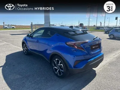 TOYOTA C-HR 122h Graphic 2WD E-CVT RC18 occasion 2017 - Photo 2