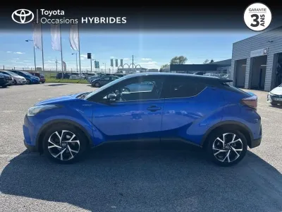 TOYOTA C-HR 122h Graphic 2WD E-CVT RC18 occasion 2017 - Photo 3