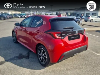 TOYOTA Yaris 116h Design NAVI 5p MY21 occasion 2022 - Photo 2