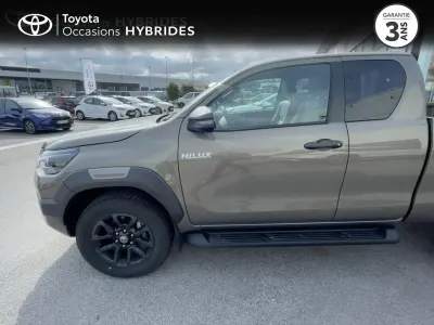 TOYOTA Hilux 2.8 D-4D X-Tra Cabine Invincible 4WD BVA MY25 occasion 2025 - Photo 4