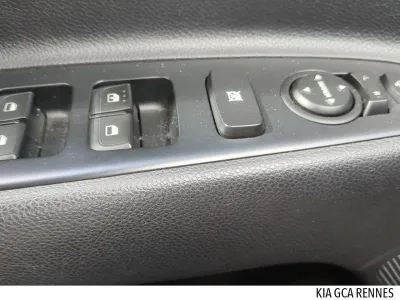 KIA Rio 1.4 100ch Connect BVA occasion 2018 - Photo 4