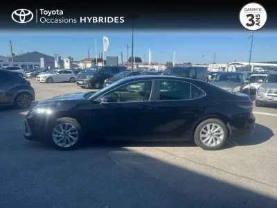 TOYOTA Camry 2.5 Hybride 218ch Dynamic avec Pack Confort MY23 occasion 2025 - Photo 3
