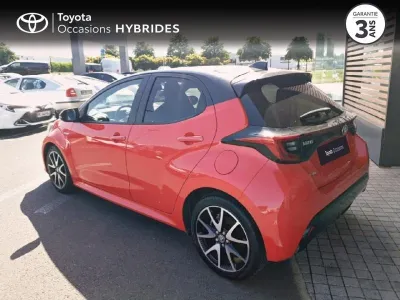 TOYOTA Yaris 116h Première 5p occasion 2020 - Photo 2