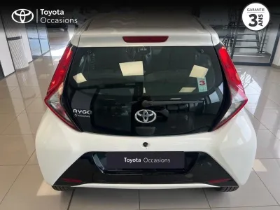 TOYOTA Aygo 1.0 VVT-i 72ch x-play 5p MY20 occasion 2021 - Photo 4