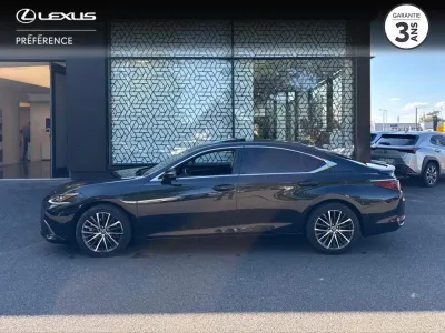 LEXUS ES 300h Luxe MY25 occasion 2024 - Photo 3