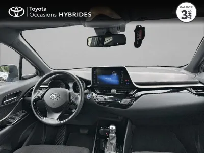 TOYOTA C-HR 122h Design 2WD E-CVT RC18 occasion 2019 - Photo 4