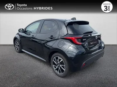 TOYOTA Yaris 116h Design 5p MY22 occasion 2022 - Photo 2