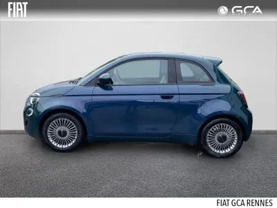 FIAT Nouvelle 500 Berline MY22 Icône berline 23,8 kWh occasion 2023 - Photo 3