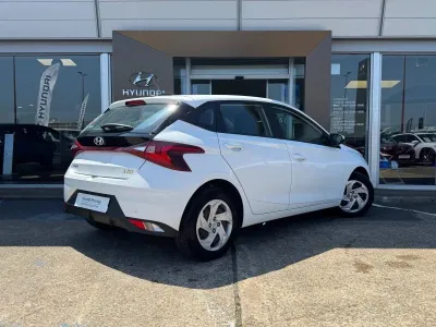 HYUNDAI i20 1.2 84ch Initia occasion 2022 - Photo 4