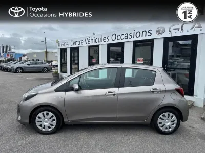 TOYOTA Yaris HSD 100h Dynamic 5p occasion 2014 - Photo 3
