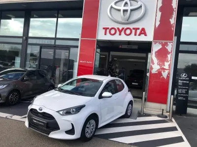TOYOTA Yaris 116h Dynamic 5p MY25 occasion 2025 - Photo 2