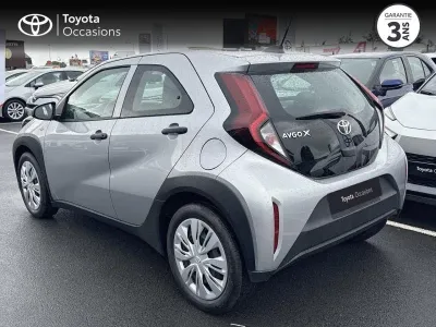 TOYOTA Aygo X 1.0 VVT-i 72ch Active occasion 2023 - Photo 2