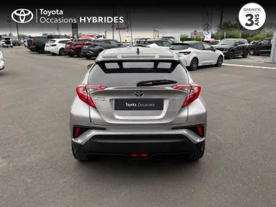 TOYOTA C-HR 122h Graphic 2WD E-CVT occasion 2017 - Photo 4