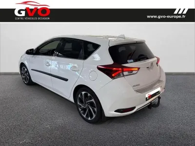 TOYOTA Auris 112 D-4D Design occasion 2017 - Photo 2