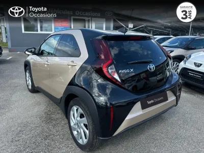 TOYOTA Aygo X 1.0 VVT-i 72ch Design occasion 2022 - Photo 2