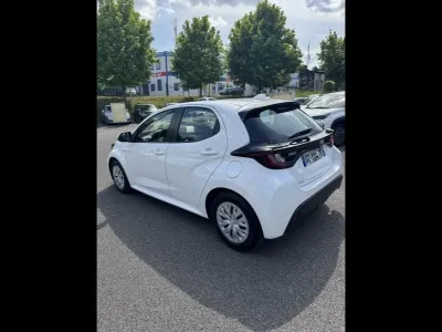 TOYOTA Yaris 116h France 5p occasion 2021 - Photo 2
