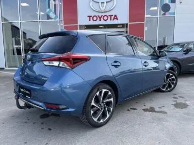 TOYOTA Auris HSD 136h Design RC18 occasion 2018 - Photo 3