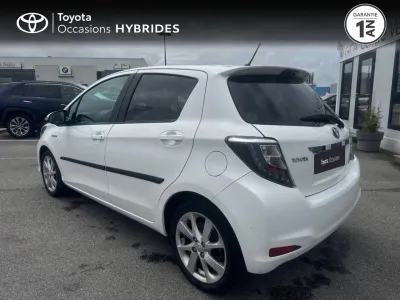 TOYOTA Yaris HSD 100h Style 5p occasion 2014 - Photo 3