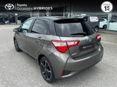 TOYOTA Yaris 100h Collection 5p occasion 2017 - Photo 2