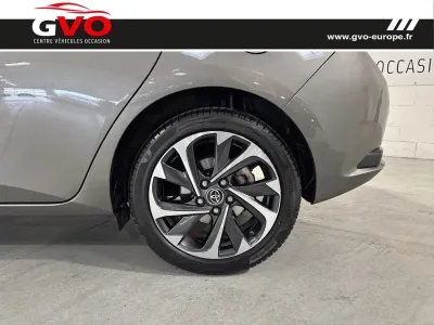 TOYOTA Auris HSD 136h Design Business RC18 occasion 2019 - Photo 4