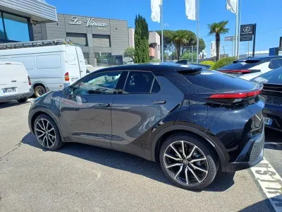 TOYOTA C-HR 2.0 Hybride Rechargeable 225ch GR Sport Premiere NG23 occasion 2025 - Photo 4
